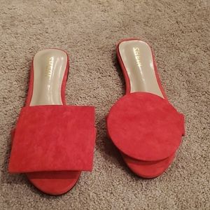 Asymmetrical flat sandals